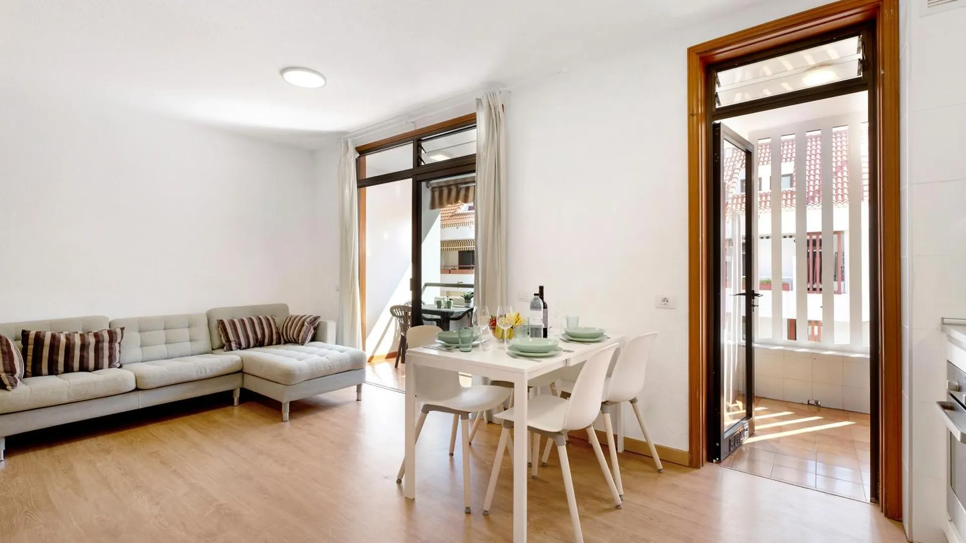 Duplex Altemar Playa Las Americas By Paramount Holidays Arona  Apartment Arona (Tenerife)